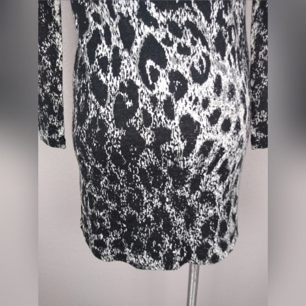 Chico's Animal Zip-up Sweater Jacket Size S/4 - Picture 6 of 15